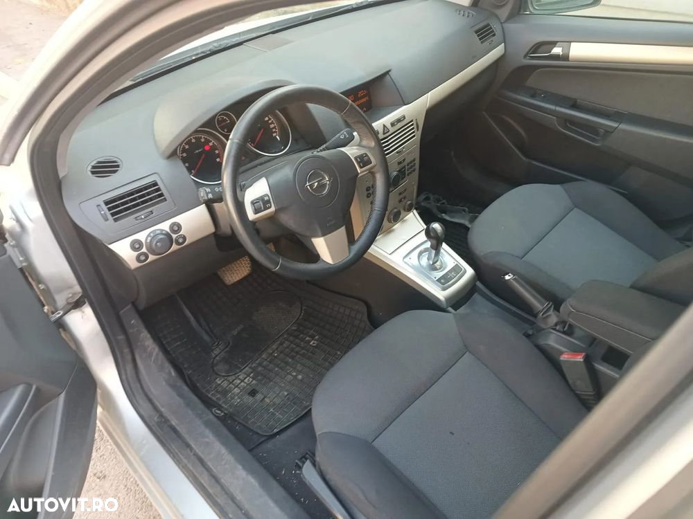Opel Astra - 12
