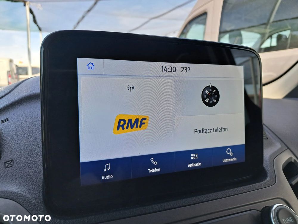 Ford Transit Connect - 19