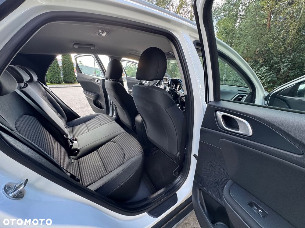Kia XCeed - 9