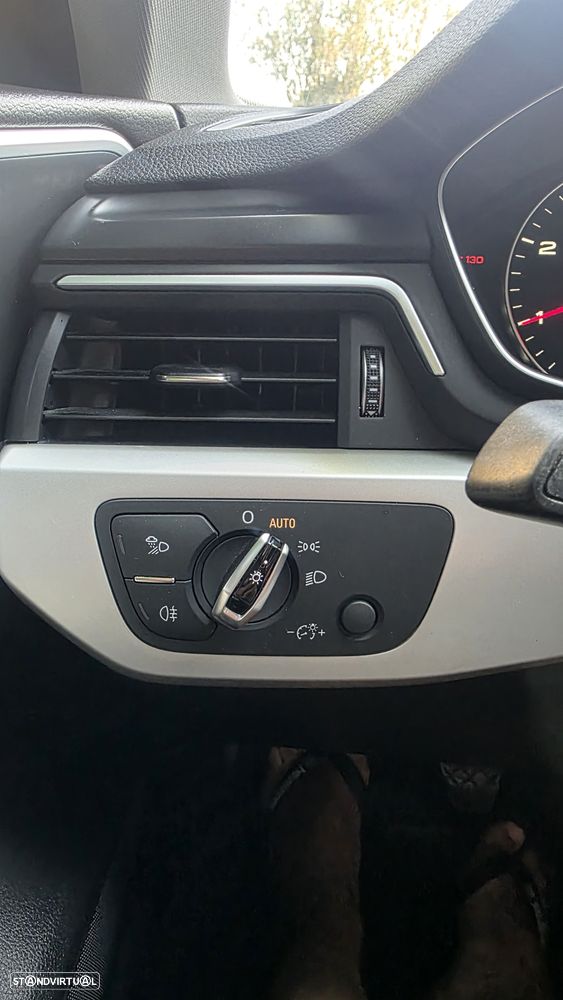 Audi A4 Avant 2.0 TDI ultra sport - 39