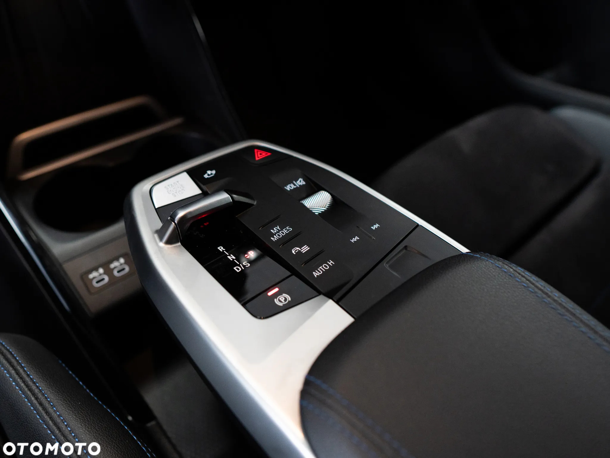 BMW Seria 2 218i - 21
