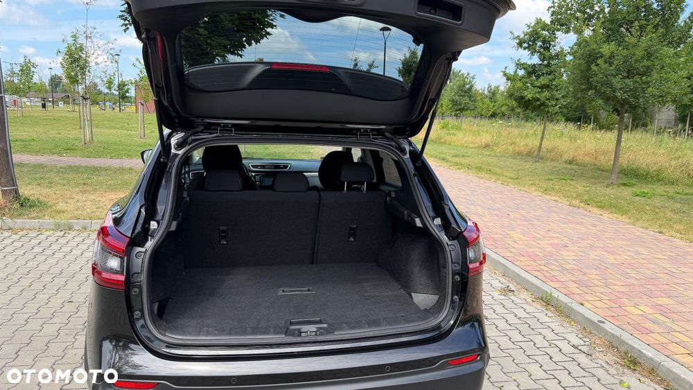 Nissan Qashqai 1.2 DIG-T N-Connecta - 12