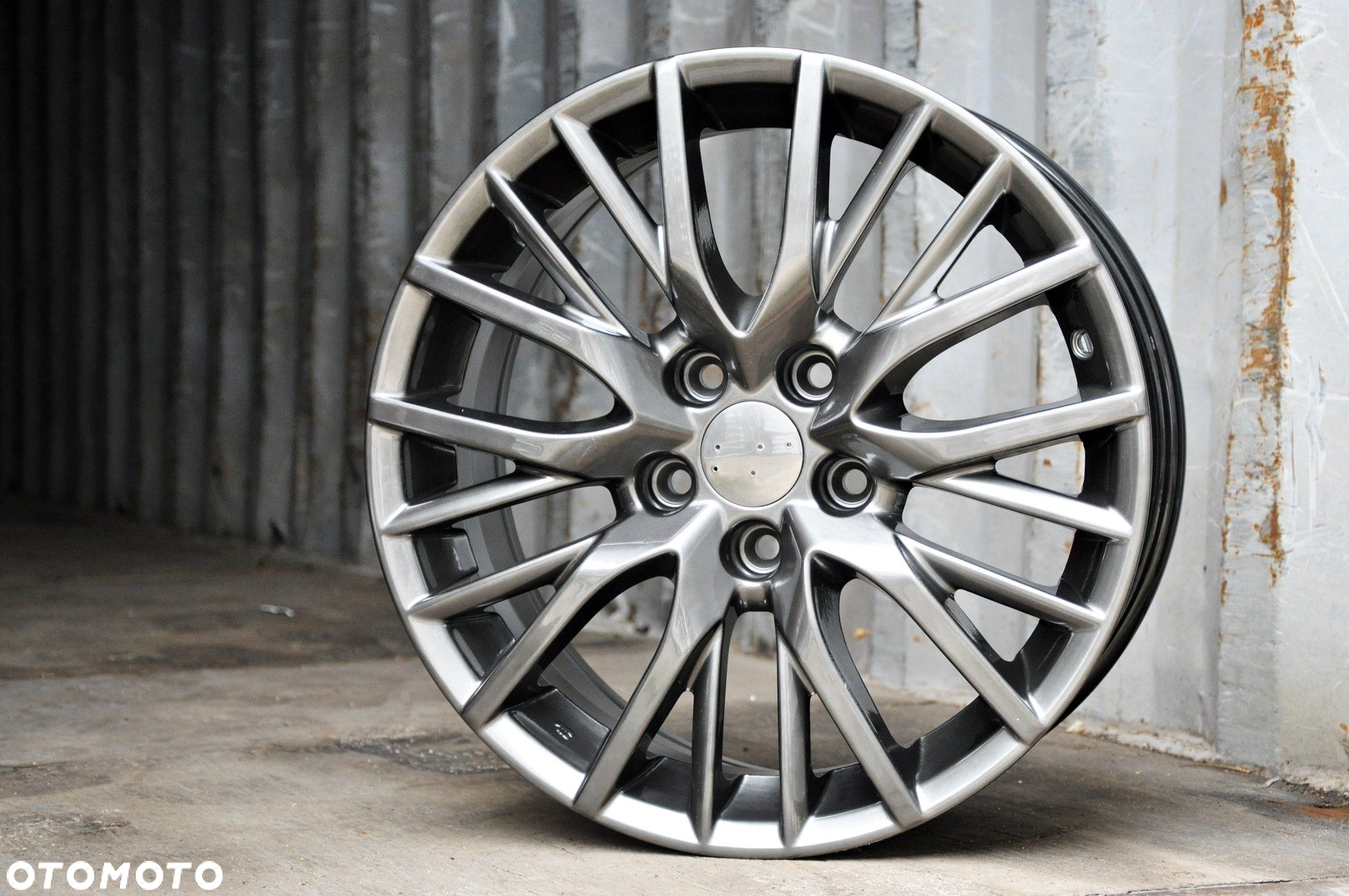 0133 HB FELGI 17 5x114,3 LEXUS IS TOYOTA AVENSIS - 4