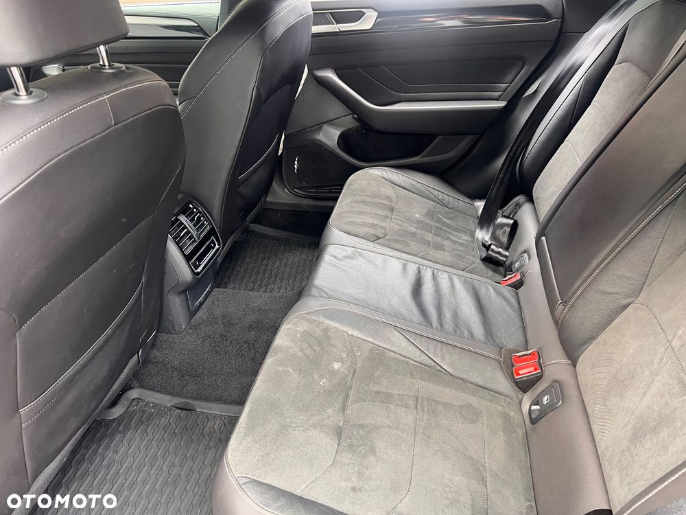 Volkswagen Arteon 2.0 TSI R-Line DSG - 26