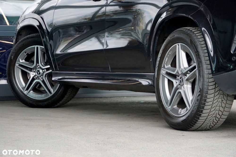 Mercedes-Benz GLE 300 d 4Matic 9G-TRONIC AMG Line - 14