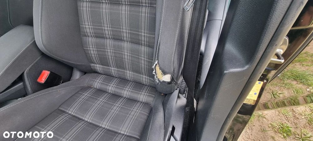 Volkswagen Golf 2.0 TDI DPF DSG GTD - 10