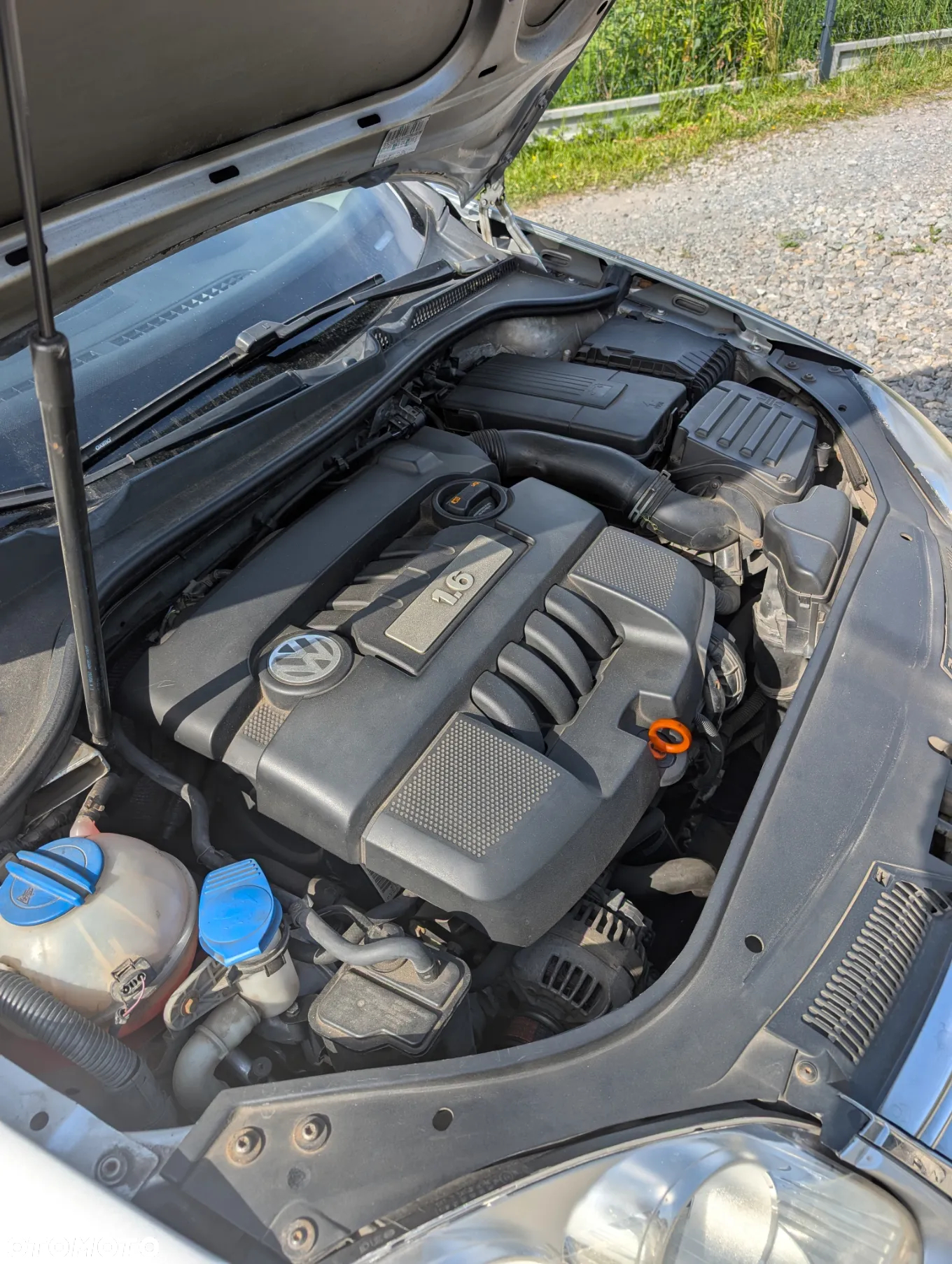 Volkswagen Jetta 1.6 Comfortline - 8