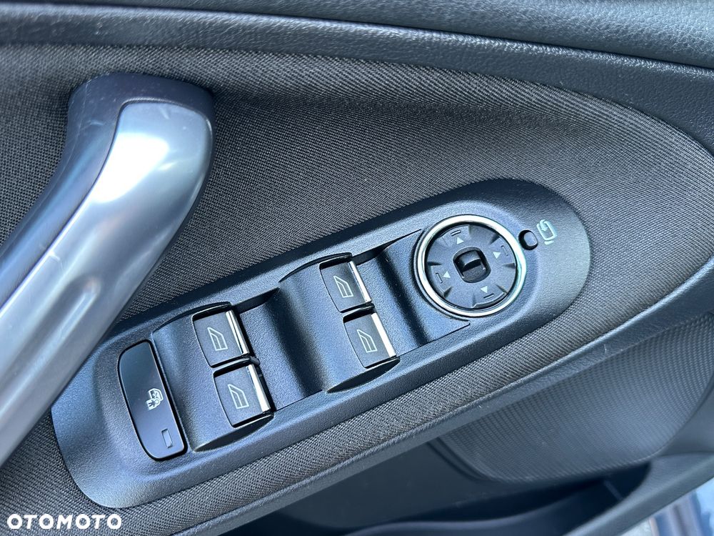 Ford Galaxy 2.0 TDCi DPF Business Edition - 20