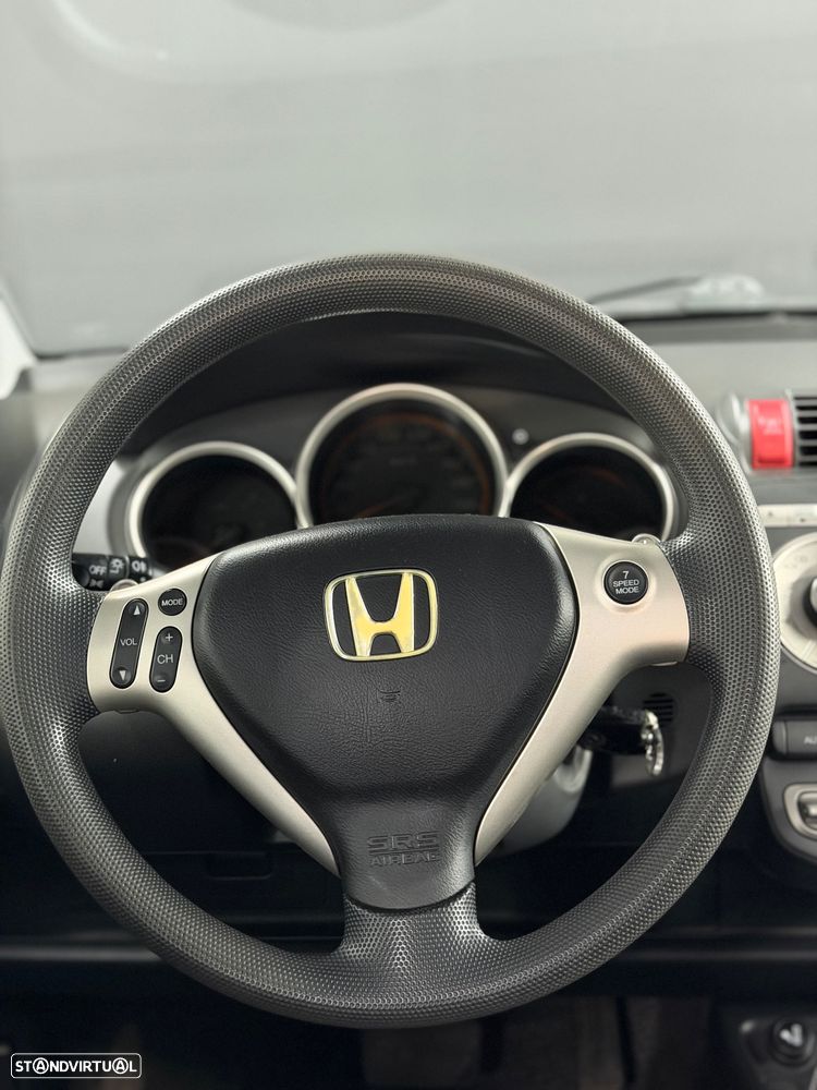 Honda Jazz 1.4 ES CVT - 22