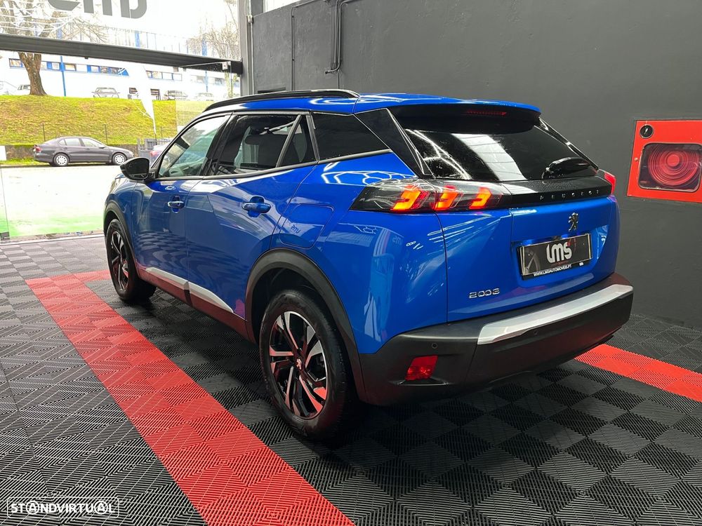 Peugeot 2008 1.2 PureTech Allure Pack - 4