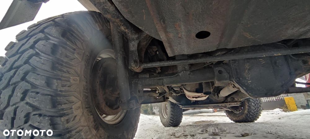 Daihatsu Rocky - 6
