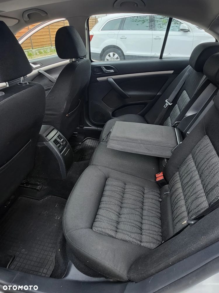 Skoda Octavia 1.8 T FSI Ambiente - 15