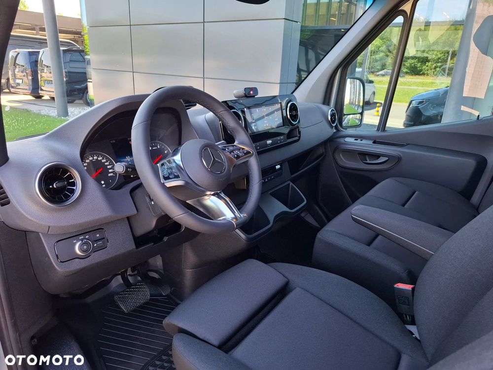 Mercedes-Benz Sprinter 317 CDI Furgon PRO długi 4325 mm L3H2 - 19