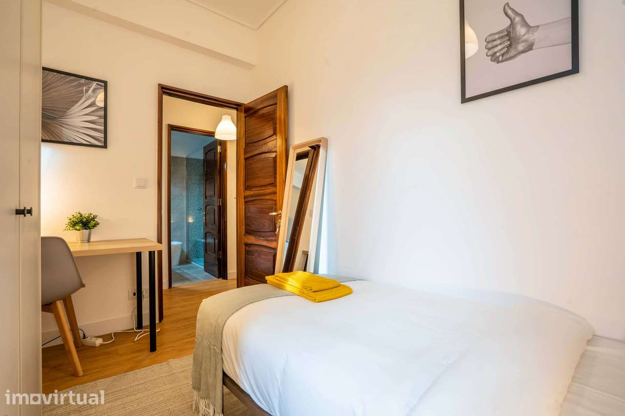 Quarto em Rua Francisco Sanches, Porto - Grande imagem: 2/17