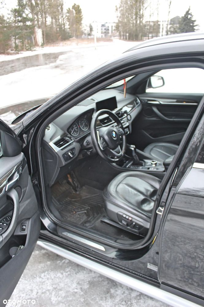 BMW X1 xDrive25i xLine - 12