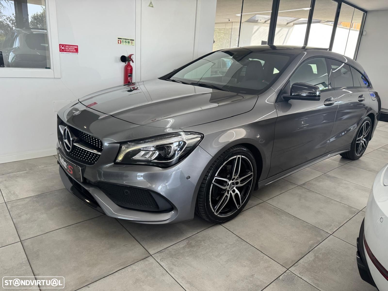 Mercedes-Benz CLA 200 Shooting Brake (CDI) d 7G-DCT AMG Line - 1