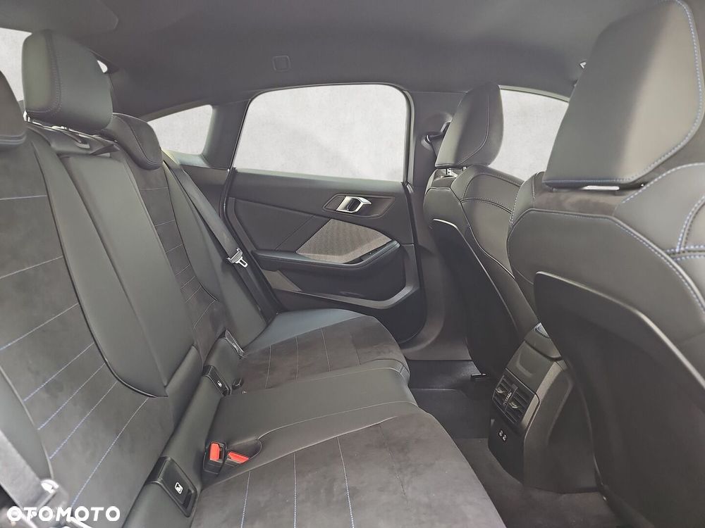 BMW Seria 2 - 22