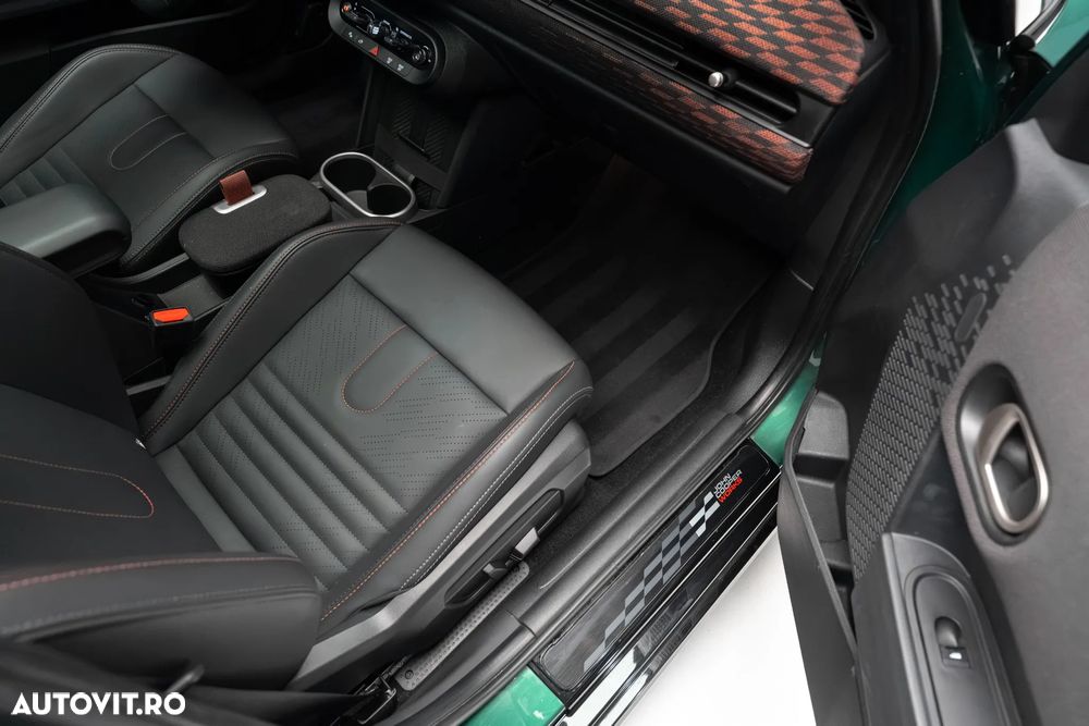 Mini Cooper S John Works Trim - 32