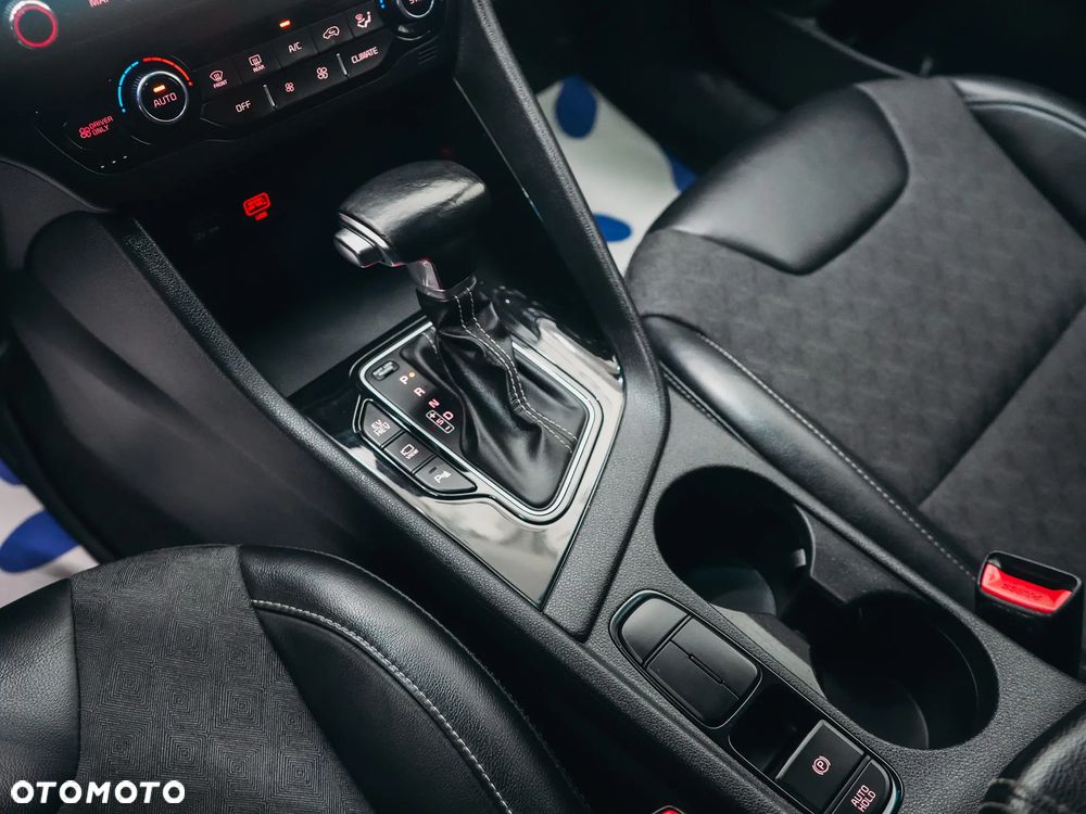 Kia Niro 1.6 GDI Plug-in Hybrid L - 26