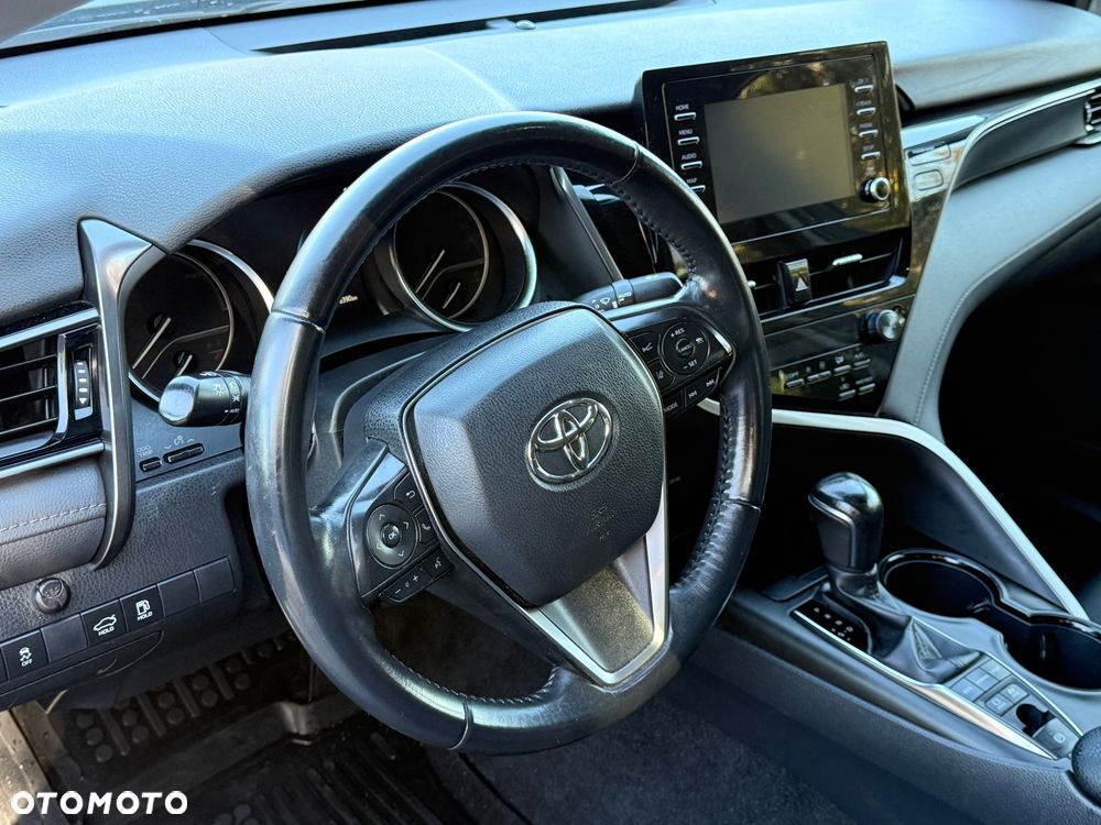 Toyota Camry 2.5 Hybrid Comfort CVT - 16