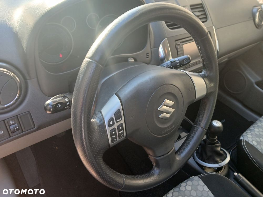 Suzuki SX4 - 14