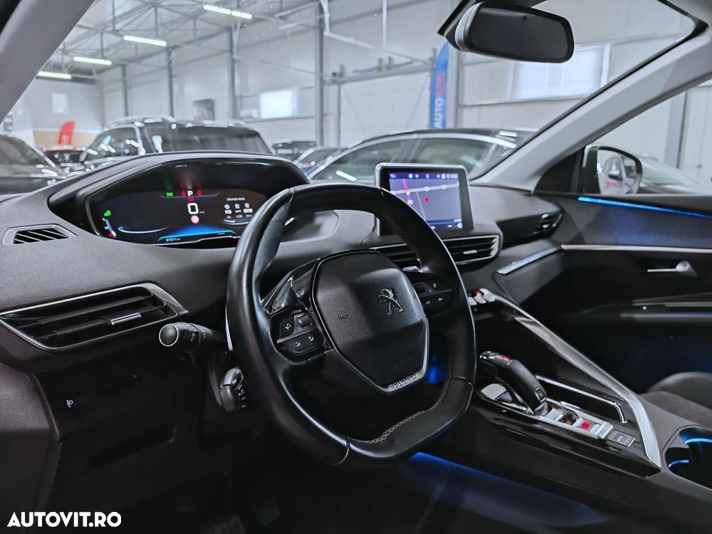 Peugeot 3008 PureTech 130 Stop & Start GPF EAT8 Allure - 5