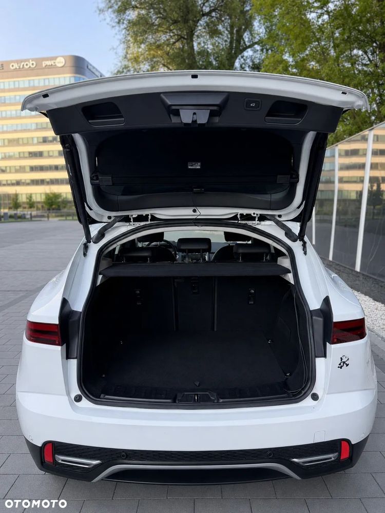 Jaguar E-Pace 1.5 P160 mHEV S - 8