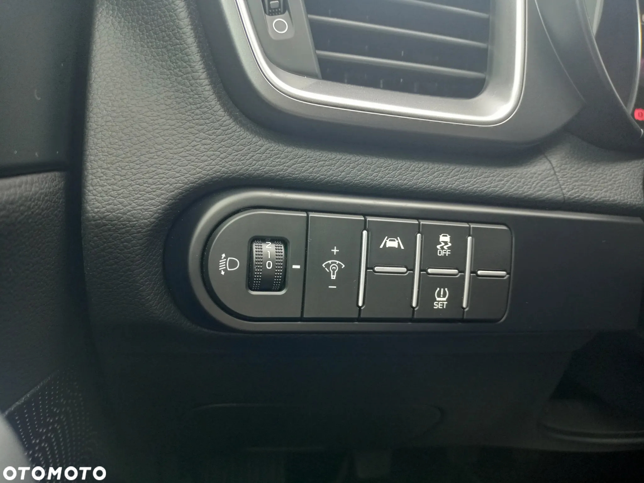 Kia Ceed 1.0 T-GDI M - 12