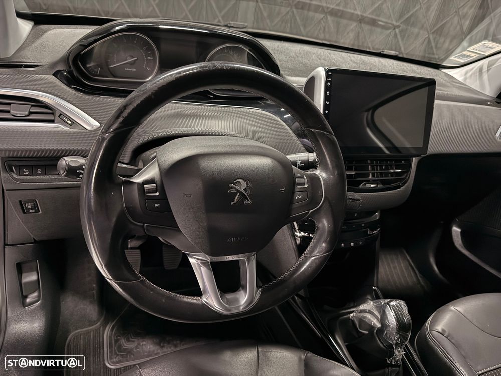 Peugeot 2008 1.2 VTi Allure - 7