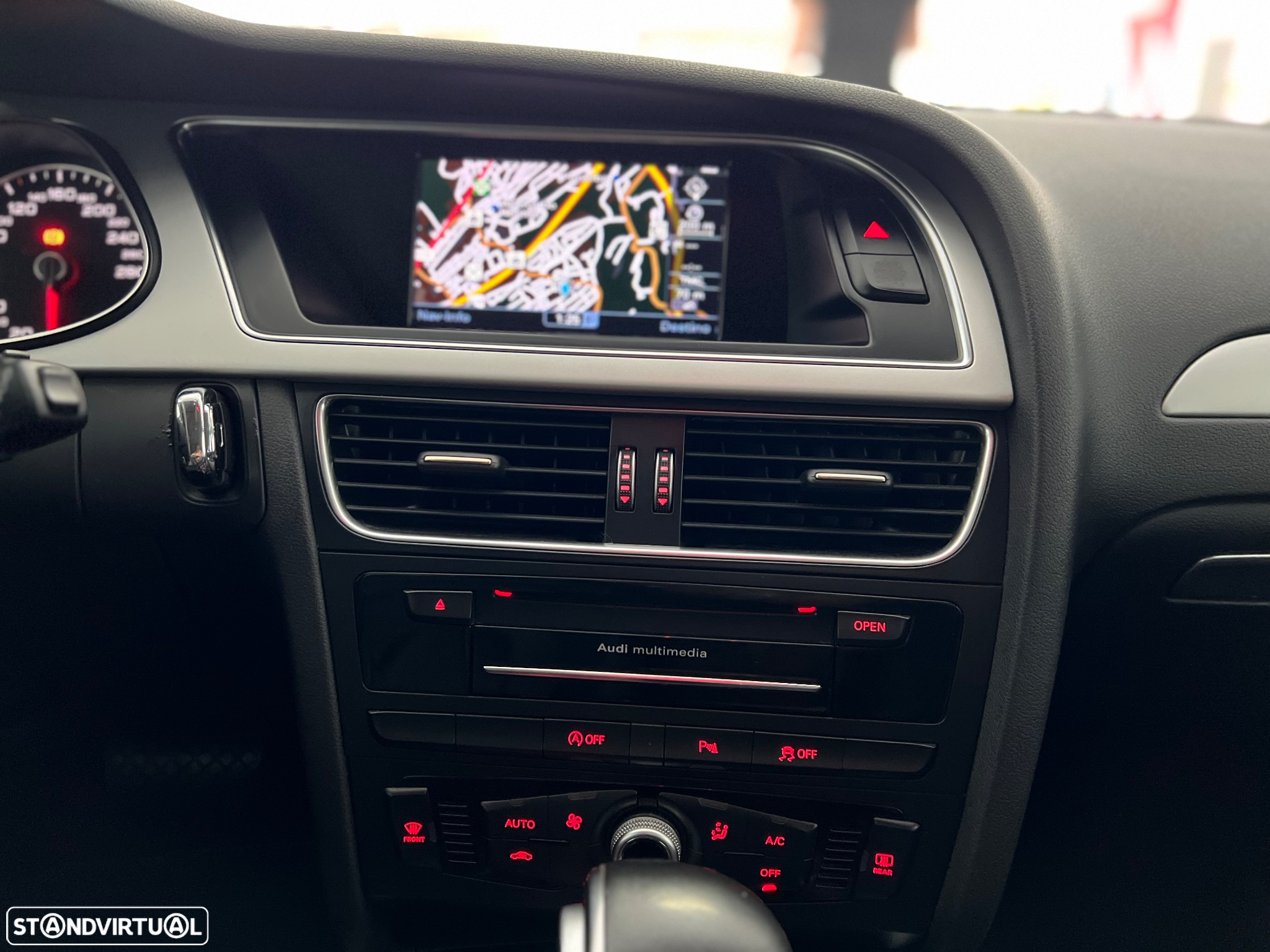 Audi A4 Avant 2.0 TDI multitronic Advance - 12