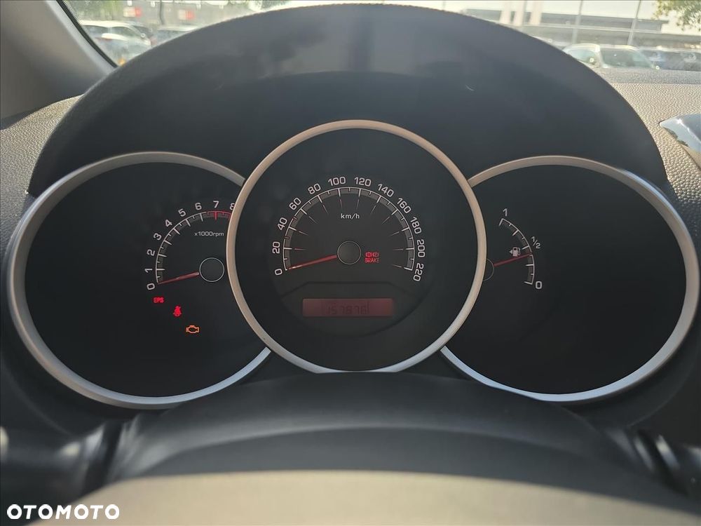 Kia Venga 1.4 XL - 12