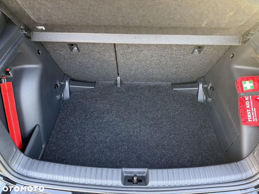 Skoda Fabia 1.0 TSI Selection DSG - 20