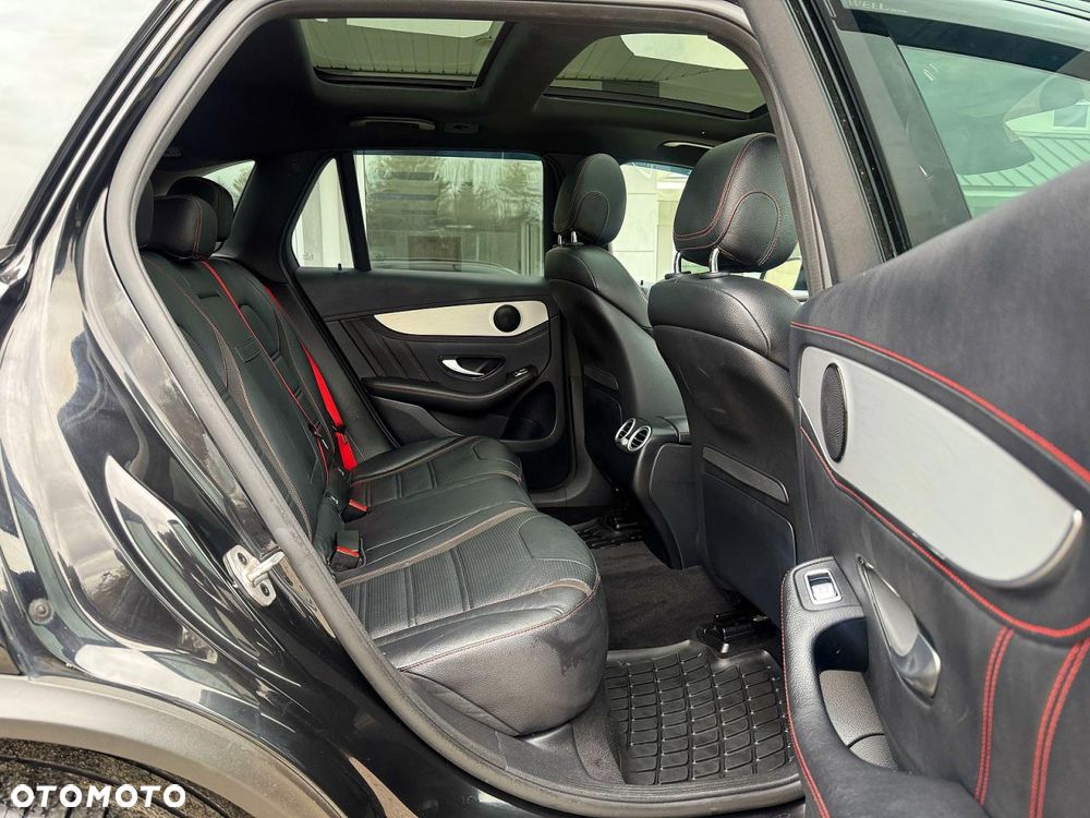 Mercedes-Benz GLC 300 4-Matic - 12