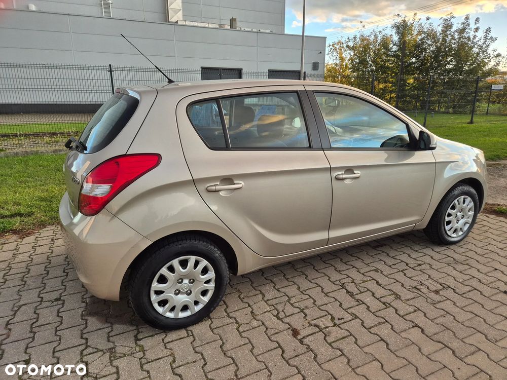 Hyundai i20 - 4