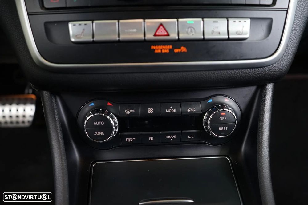 Mercedes-Benz CLA 180 d Shooting Brake AMG Line Aut. - 33