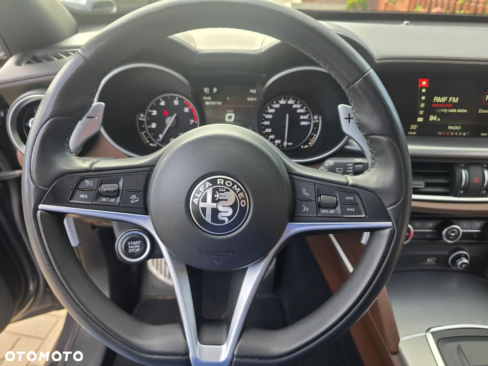 Alfa Romeo Stelvio - 27