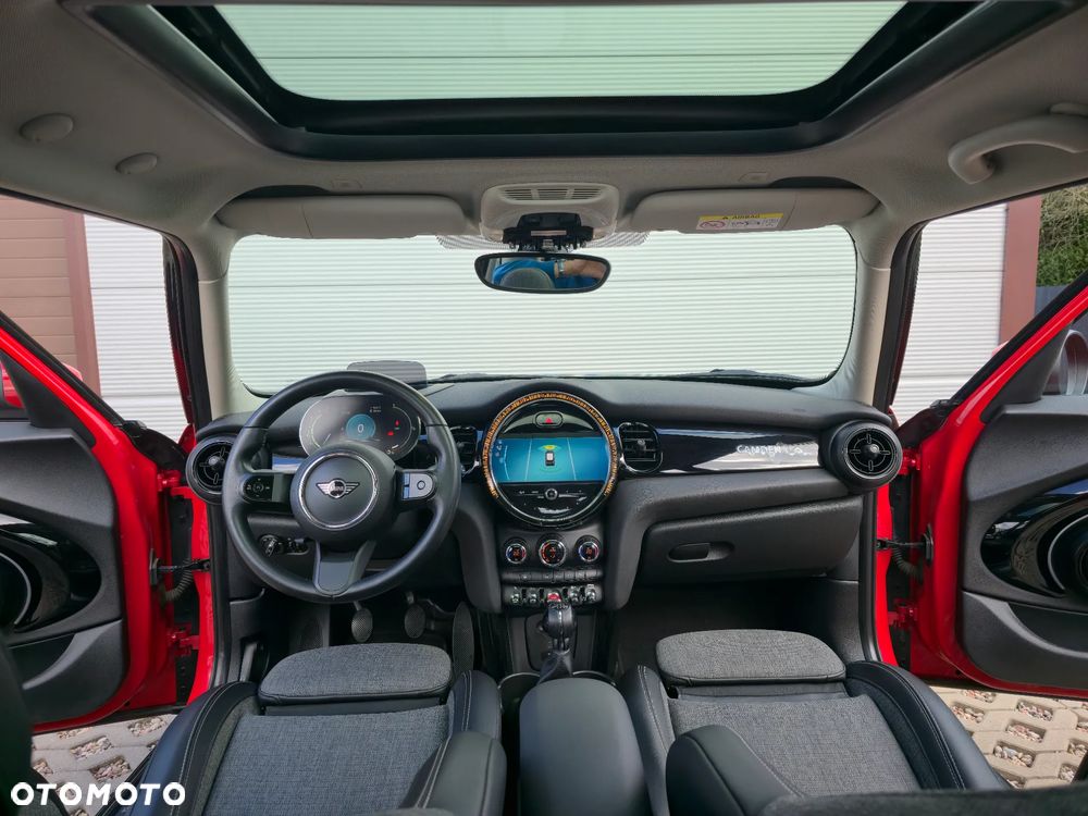 MINI Cooper 60 Years - 6