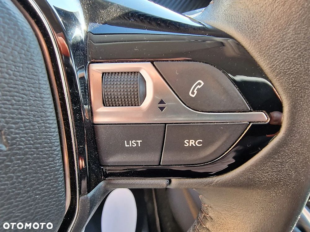 Peugeot 208 1.2 PureTech Style S&S - 13