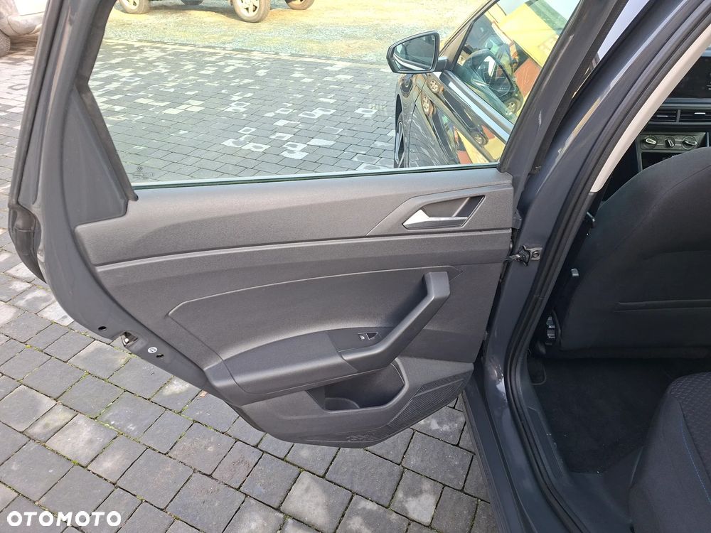 Volkswagen Polo 1.0 TSI OPF UNITED - 9