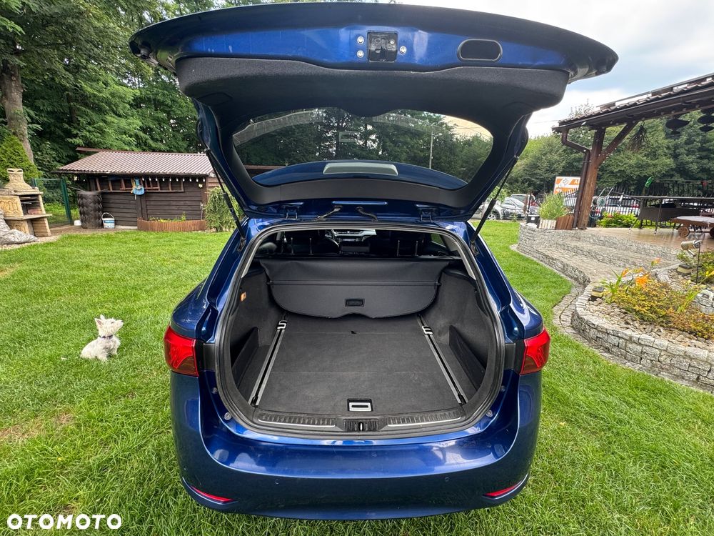 Toyota Avensis 2.0 D-4D Prestige - 15