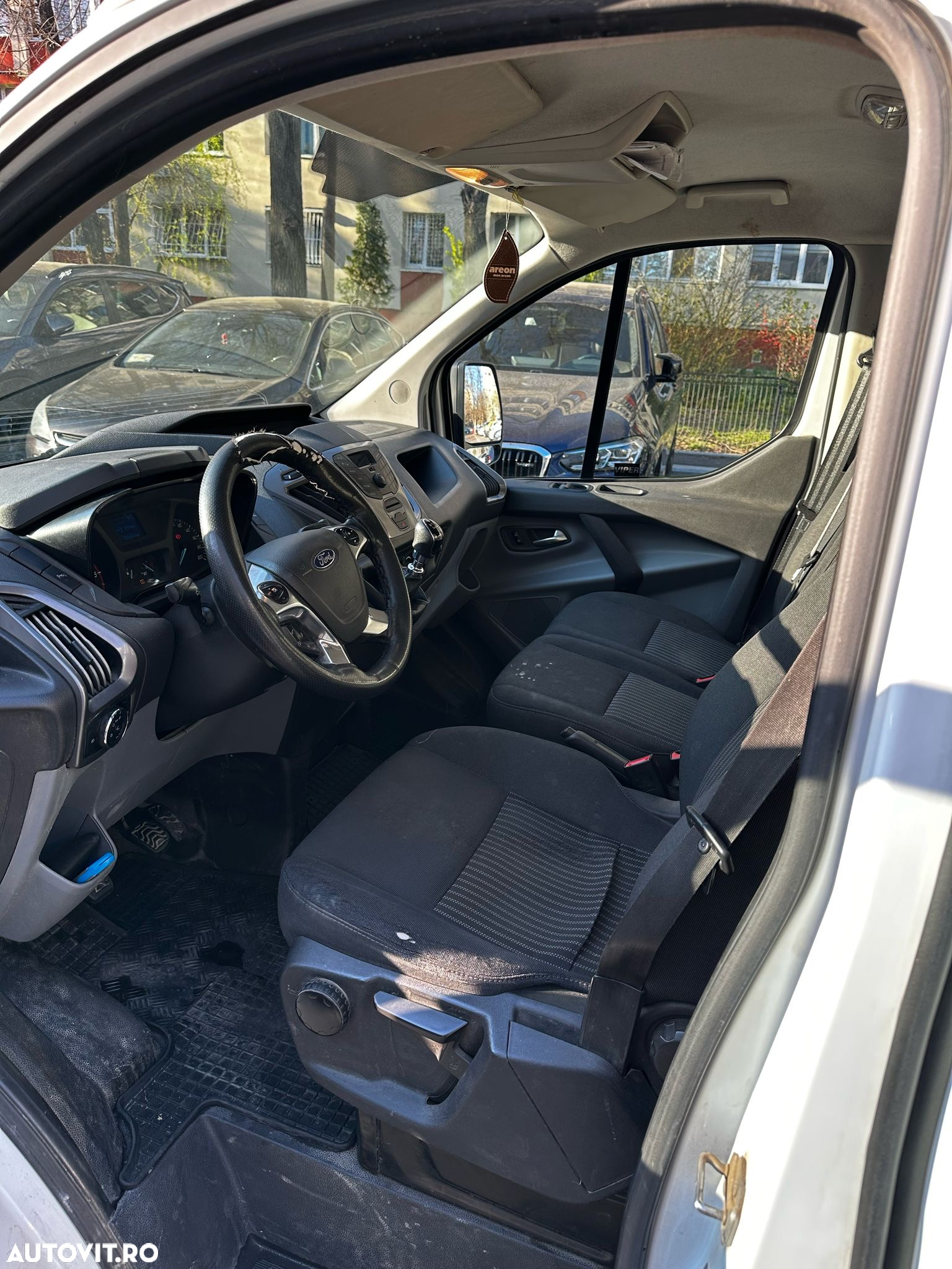 Ford Transit Custom - 11