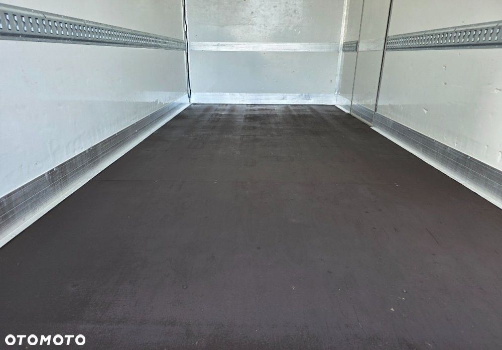 Renault Master - 32