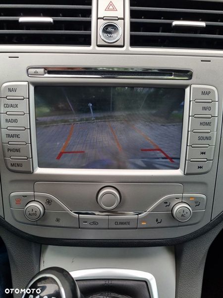 Ford Kuga 2.0 TDCi 4x4 Titanium - 20