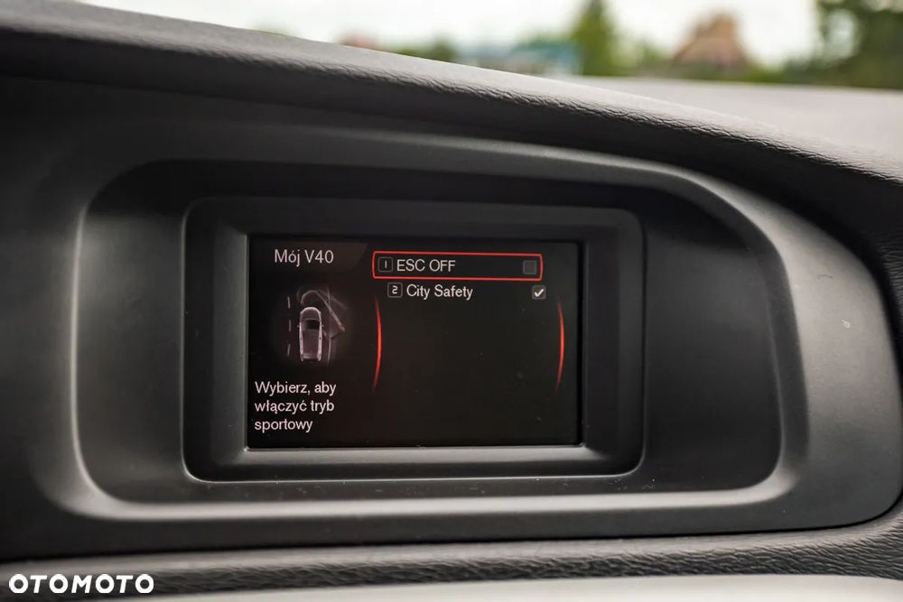 Volvo V40 T2 - 28