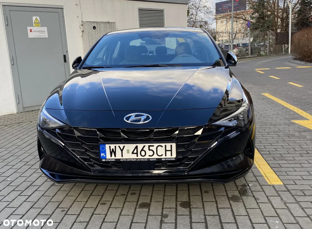 Hyundai Elantra 1.6 Executive CVT - 2