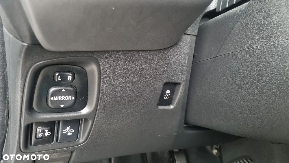 Toyota Aygo x-JBL - 12