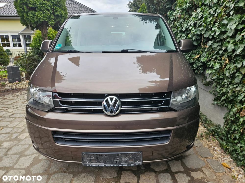 Volkswagen Multivan - 8