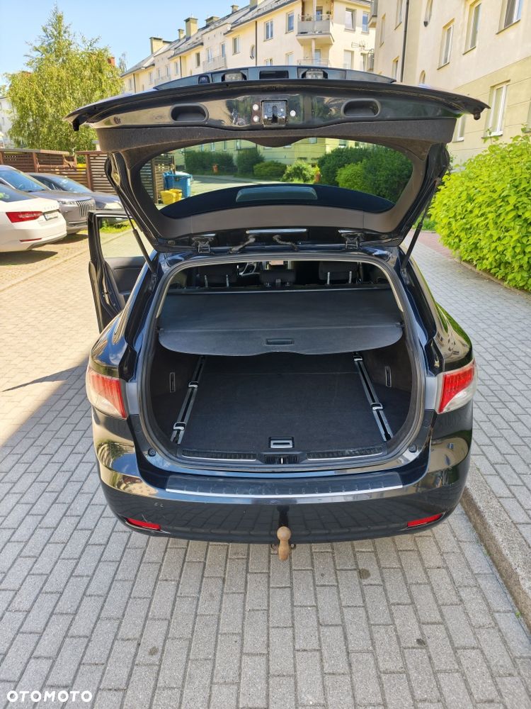 Toyota Avensis - 5