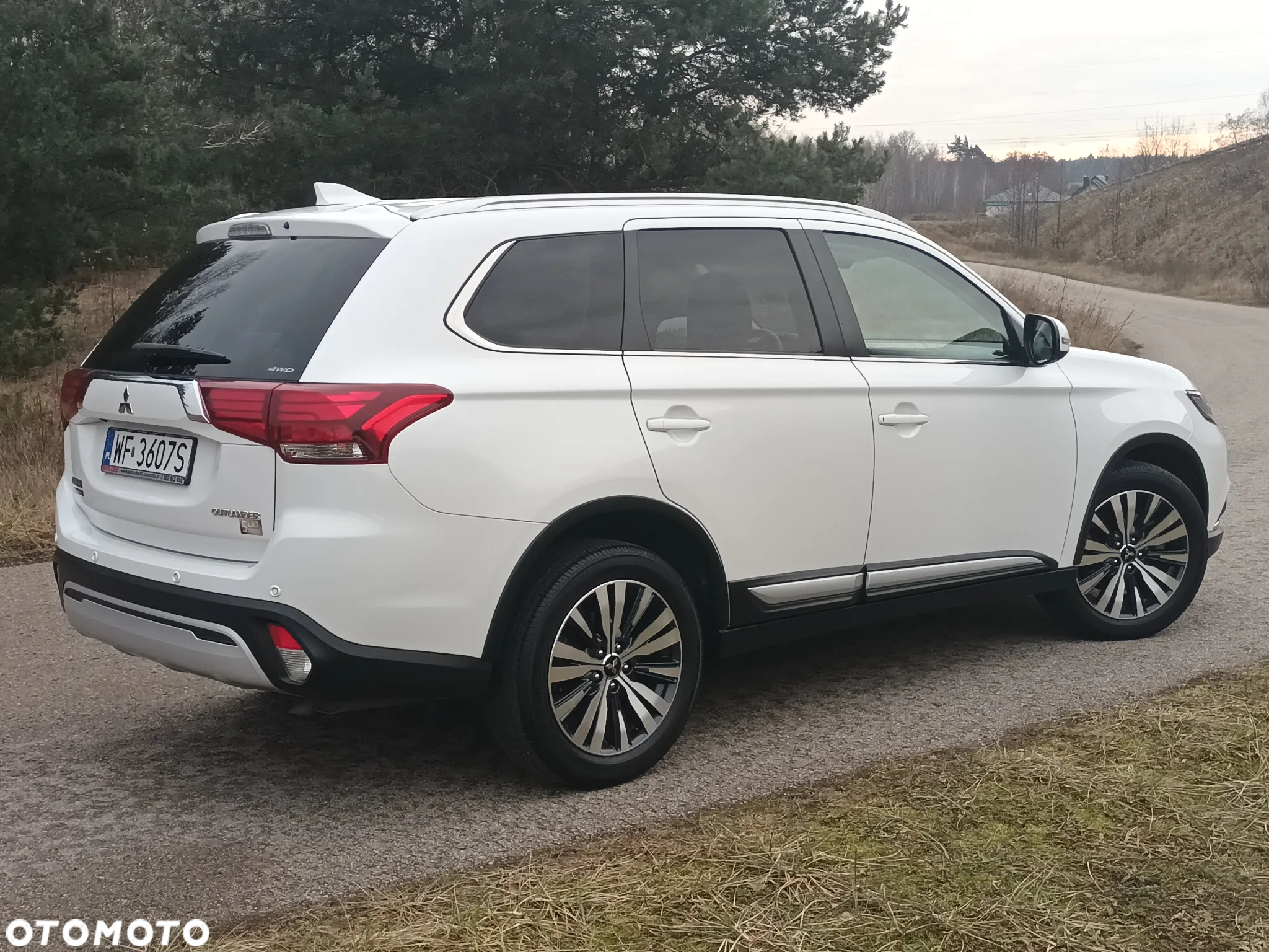 Mitsubishi Outlander 2.0 Intense Comfort 4WD CVT - 10