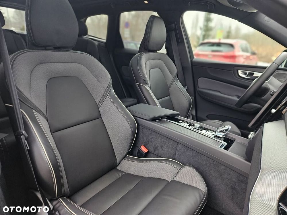 Volvo XC 60 - 33